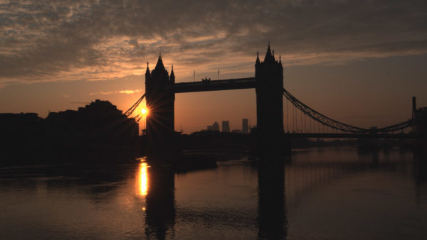 Tower-Bridge-dawn